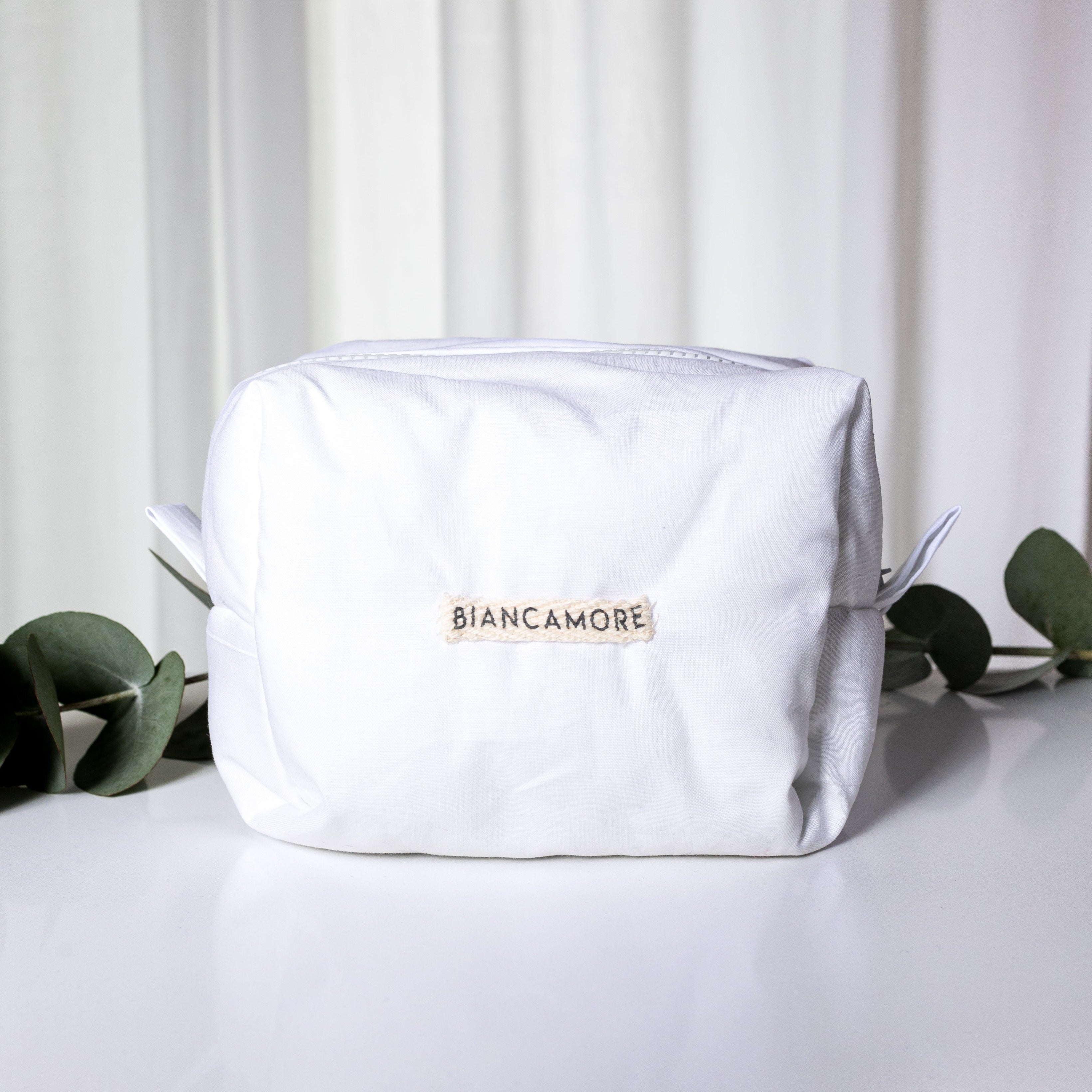 Nuvola beauty bag
